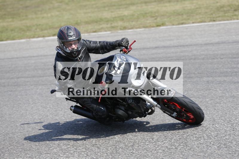 /Archiv-2025/49 26.08.2025 Cornu Master School ADR/blau-bleu/46